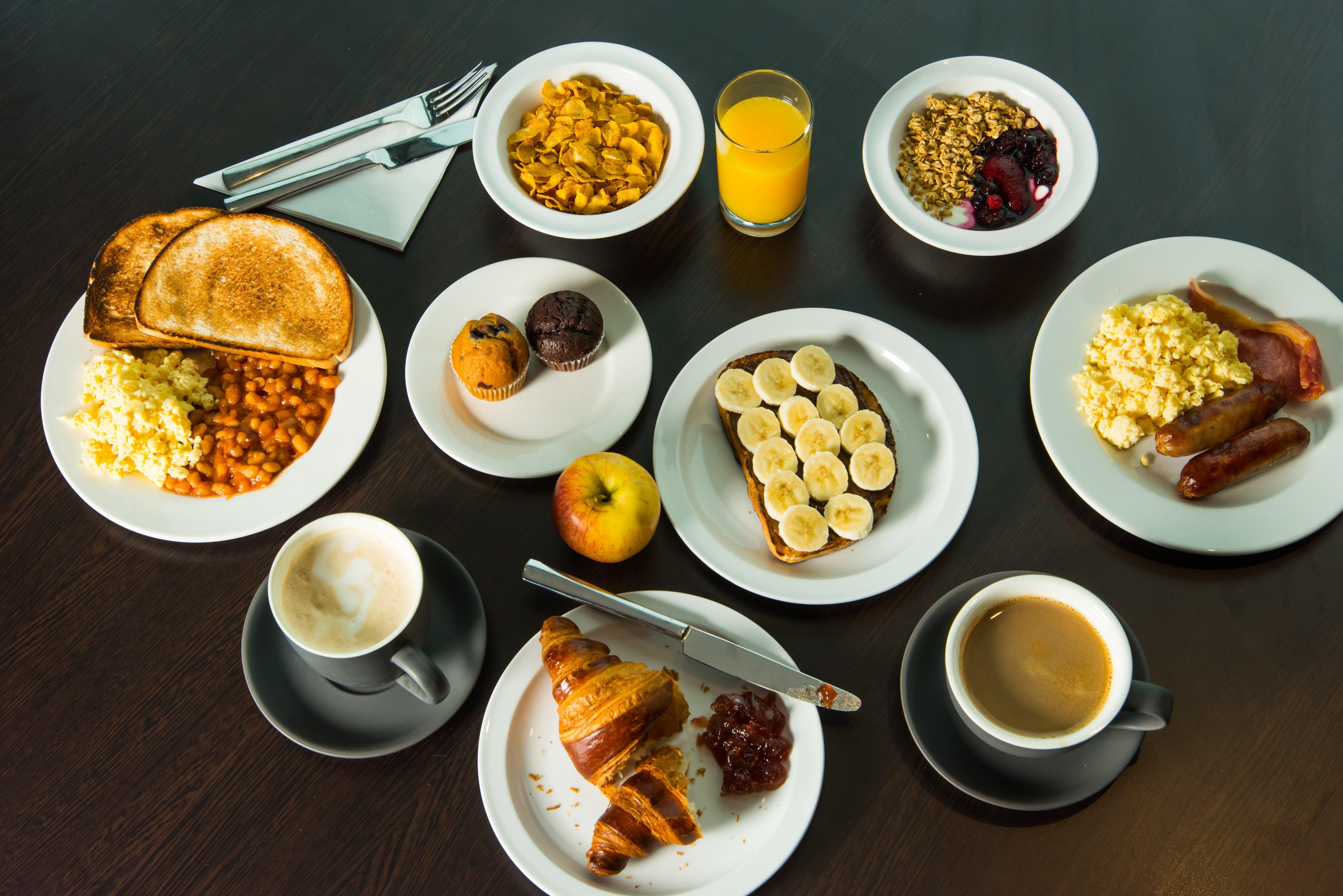 Express - - Centre By Ihg Hotel 3*